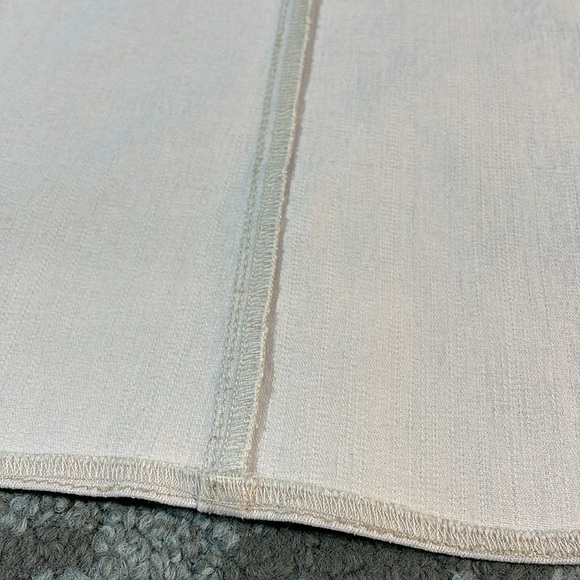 Serged stretchy casual skirt in light peachy pink large - Picture 9 of 12